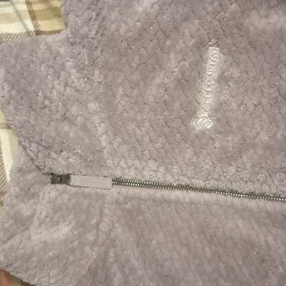 Thin soft plush jacket - Picture 2 of 3